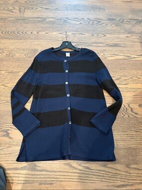 Button-Front Striped Cardigan in Navy and Black
